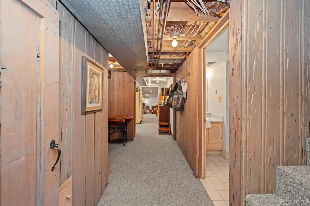 905 Spring Drive Northville Township, MI 48167