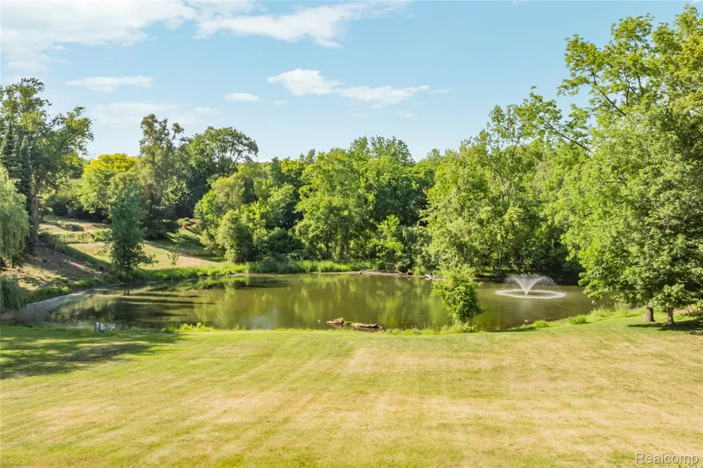 905 Spring Drive Northville Township, MI 48167