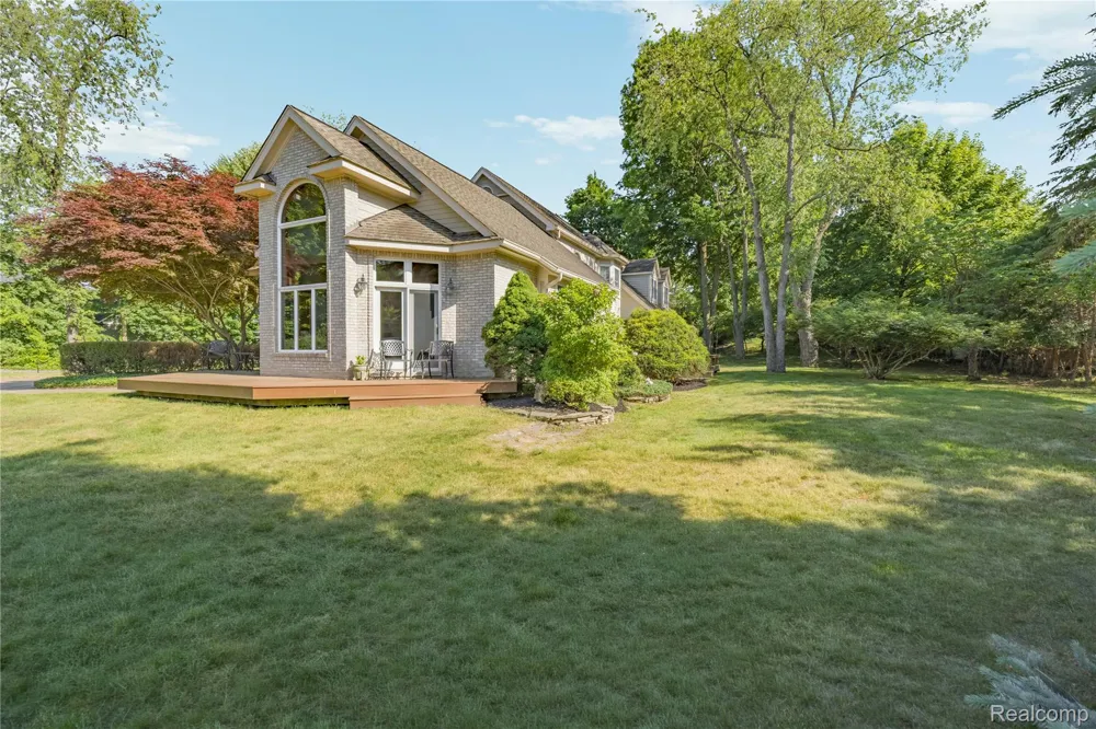 905 Spring Drive Northville Township, MI 48167