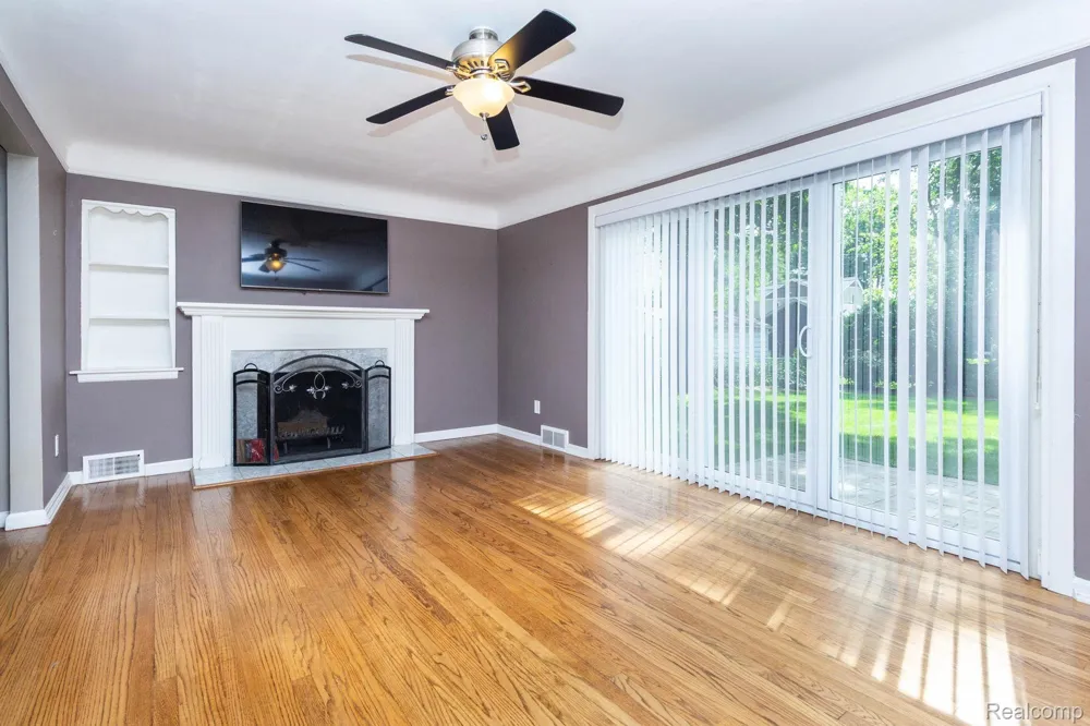 4237 Wakefield Road Berkley City, MI 48072
