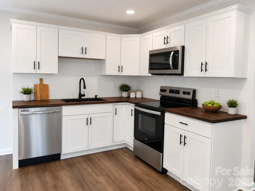 803 Dogwood Drive Dallas, NC 28034