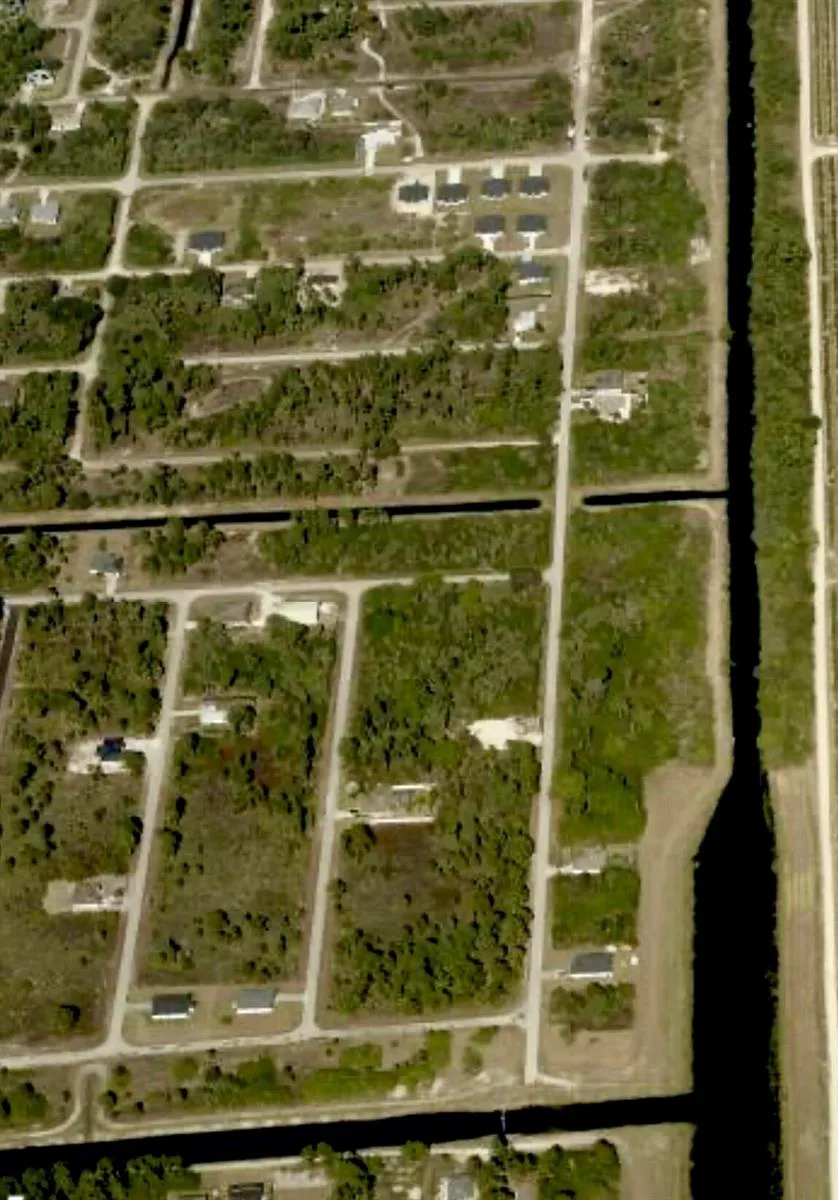 636 Naples Avenue S Lehigh Acres, FL 33974
