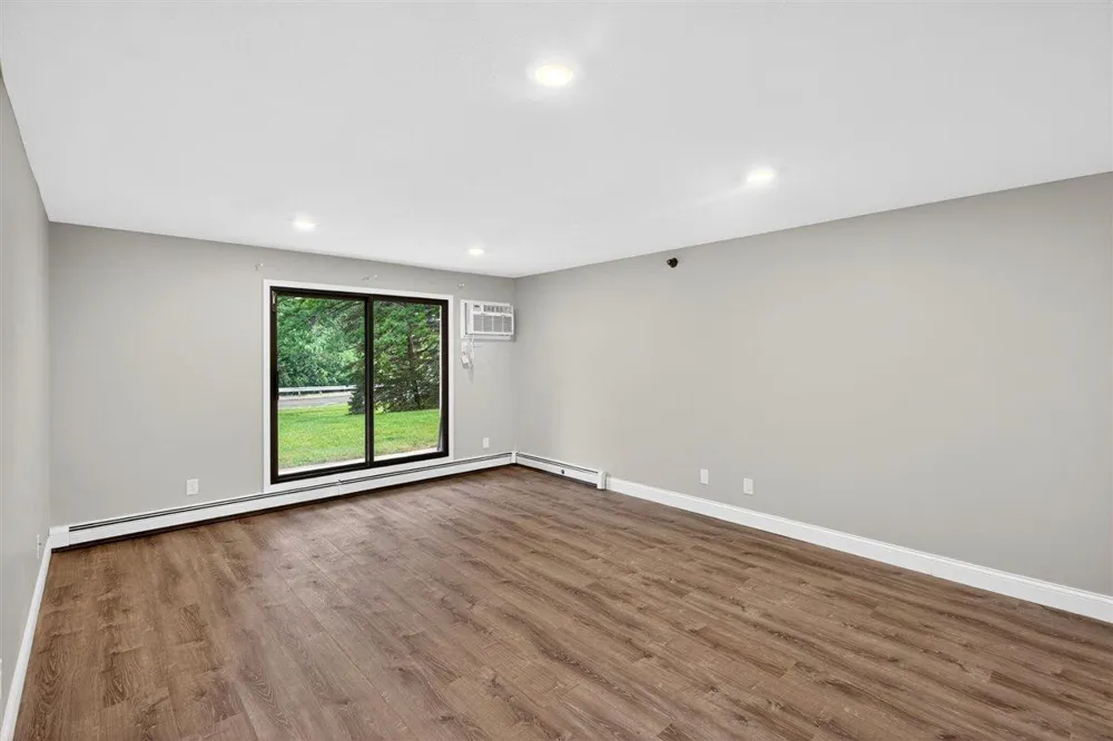 5643 Green Circle Drive #108 Minnetonka, MN 55343