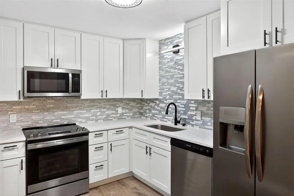 5643 Green Circle Drive #108 Minnetonka, MN 55343