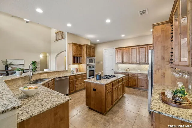 426 Pueblo Pintado Helotes, TX 78023