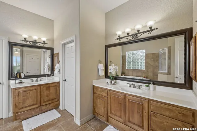 426 Pueblo Pintado Helotes, TX 78023
