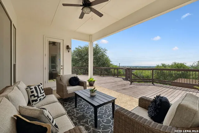 426 Pueblo Pintado Helotes, TX 78023