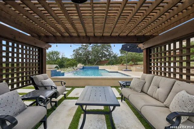426 Pueblo Pintado Helotes, TX 78023