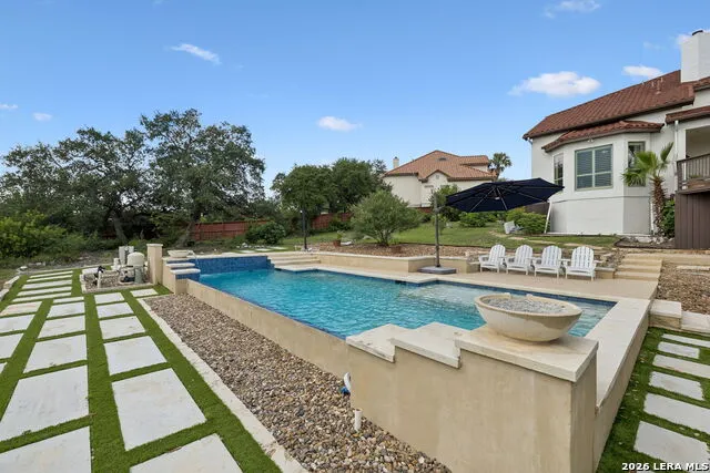 426 Pueblo Pintado Helotes, TX 78023