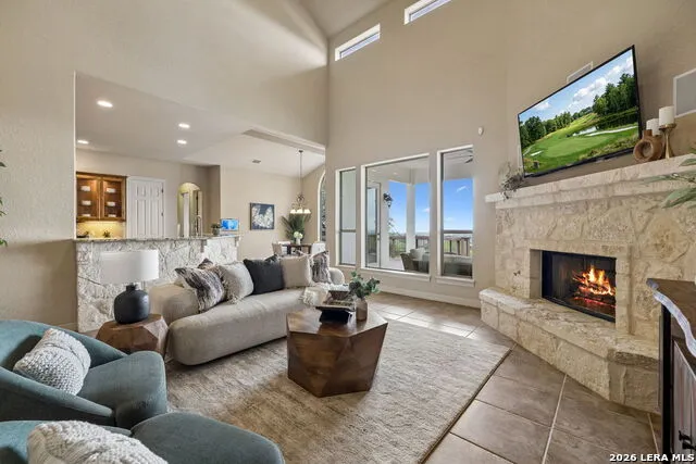 426 Pueblo Pintado Helotes, TX 78023