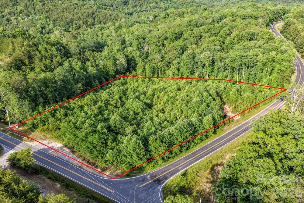 000 Bills Creek Road Lake Lure, NC 28746