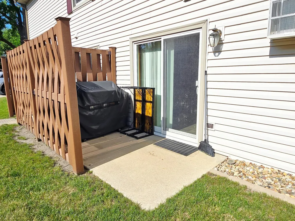 1648 8 1/2 STREET SE Rochester, MN 55904