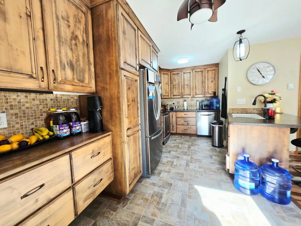 1648 8 1/2 STREET SE Rochester, MN 55904