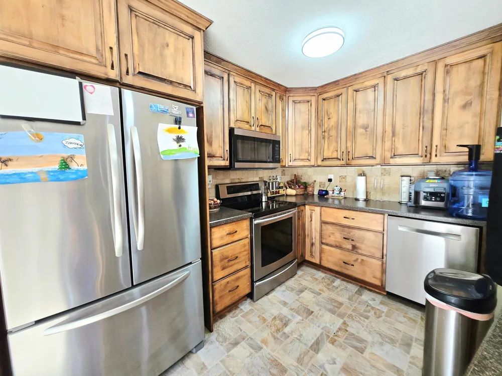 1648 8 1/2 STREET SE Rochester, MN 55904