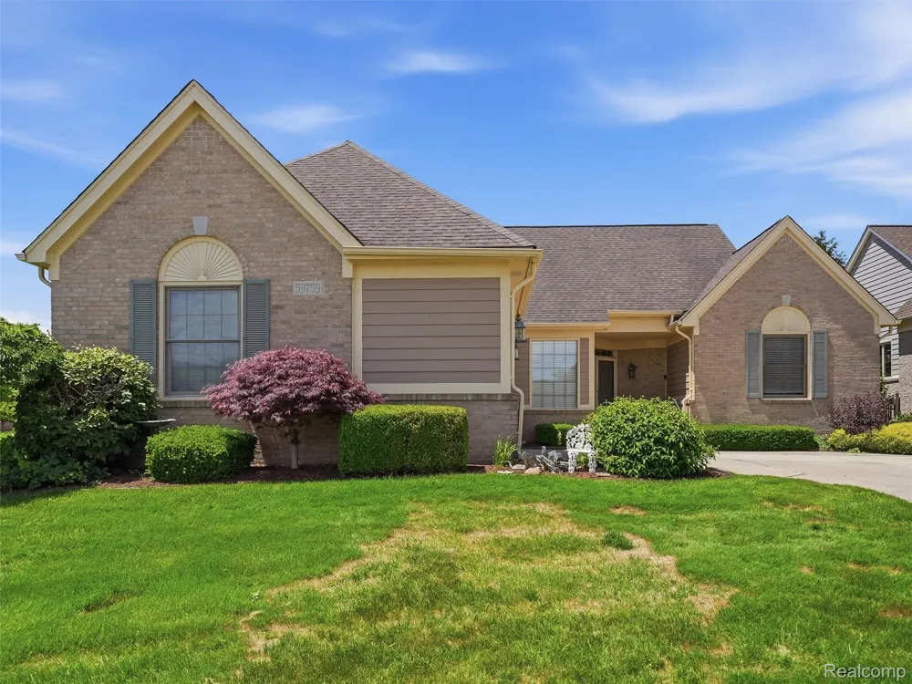 59759 Glacier Ridge Washington Township, MI 48094