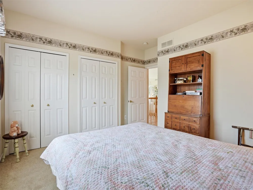 59759 Glacier Ridge Washington Township, MI 48094