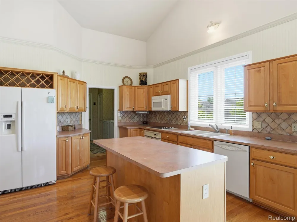 59759 Glacier Ridge Washington Township, MI 48094