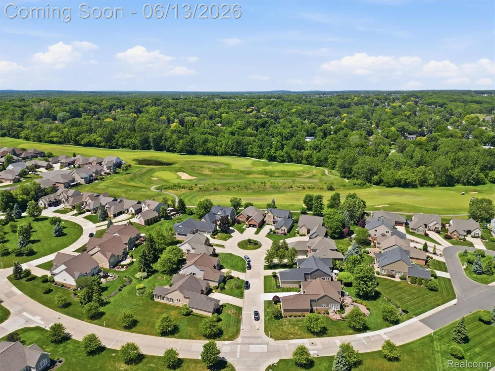 59759 Glacier Ridge Washington Township, MI 48094