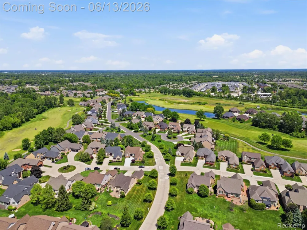 59759 Glacier Ridge Washington Township, MI 48094