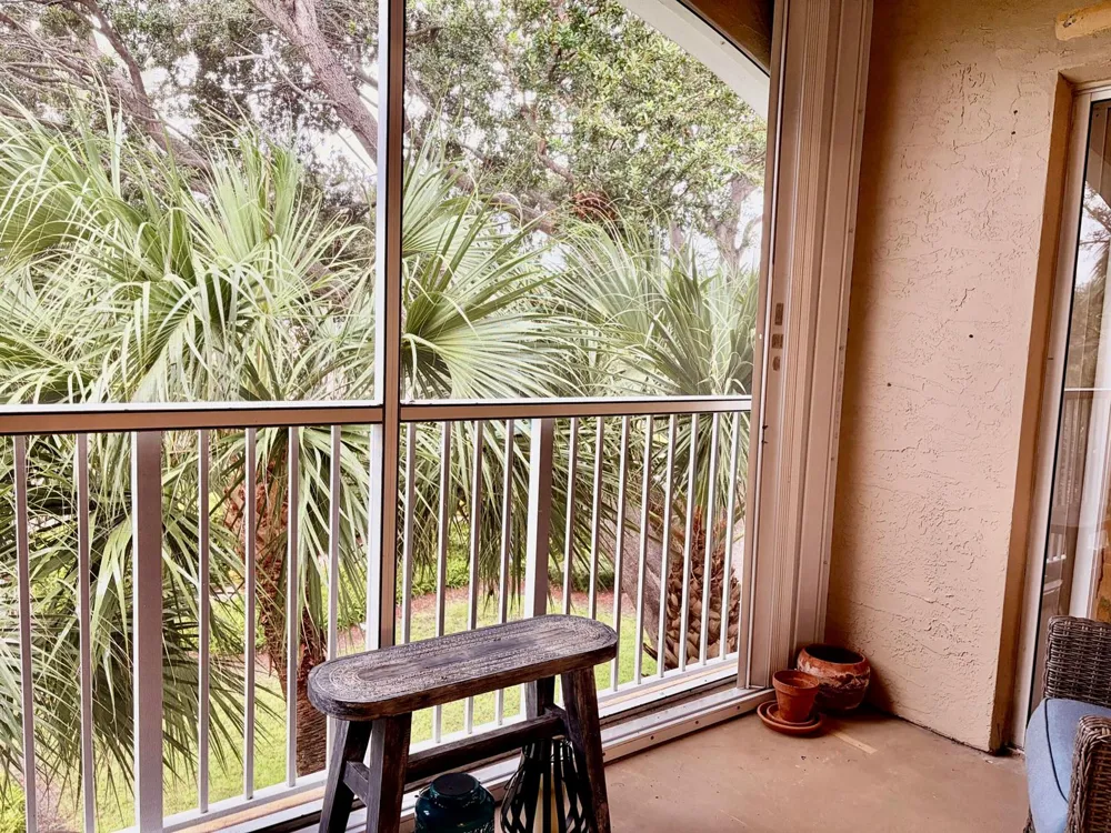 242 Village Boulevard #2304 Tequesta, FL 33469