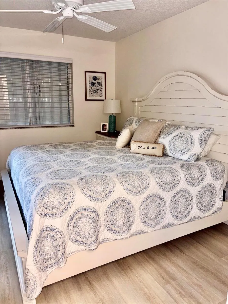242 Village Boulevard #2304 Tequesta, FL 33469