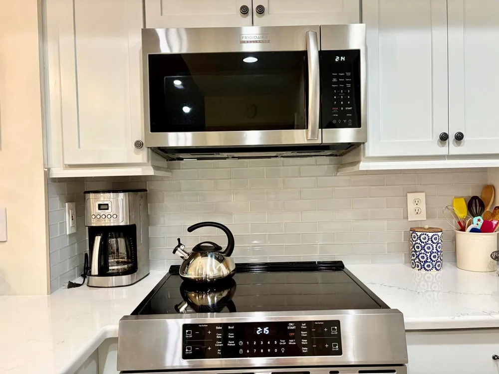 242 Village Boulevard #2304 Tequesta, FL 33469