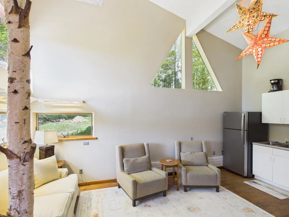 10953 E Pobuda Road Leelanau Township, MI 49682