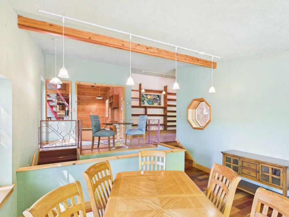 10953 E Pobuda Road Leelanau Township, MI 49682