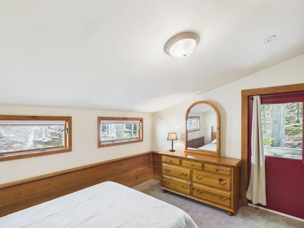 10953 E Pobuda Road Leelanau Township, MI 49682