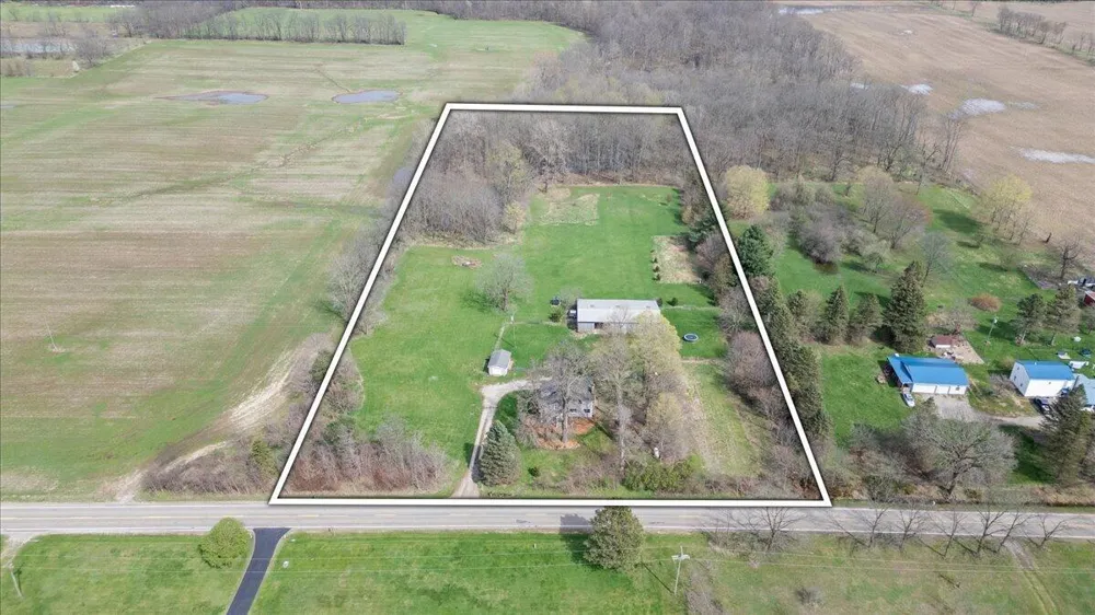 975 Elliott Road Iosco Township, MI 48836