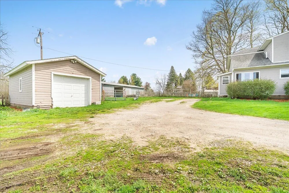 975 Elliott Road Iosco Township, MI 48836