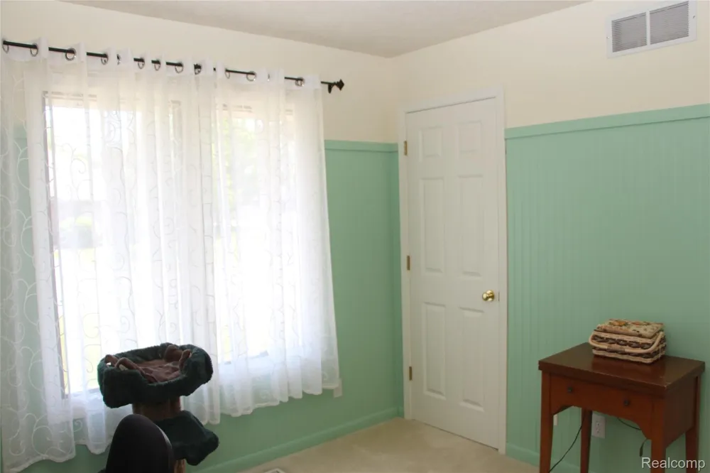 265 Interlaken Court Zeeland Charter Township, MI 49464