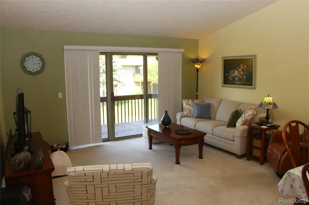 265 Interlaken Court Zeeland Charter Township, MI 49464