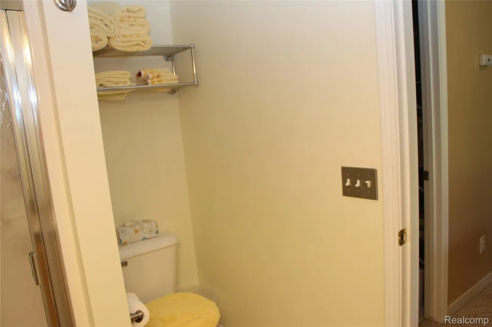 265 Interlaken Court Zeeland Charter Township, MI 49464