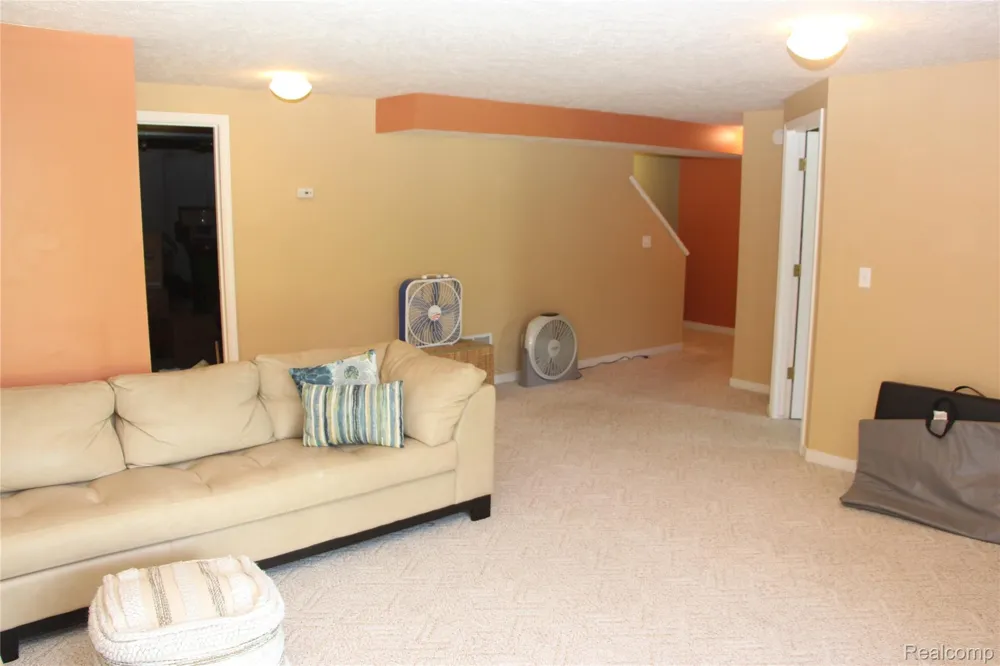 265 Interlaken Court Zeeland Charter Township, MI 49464