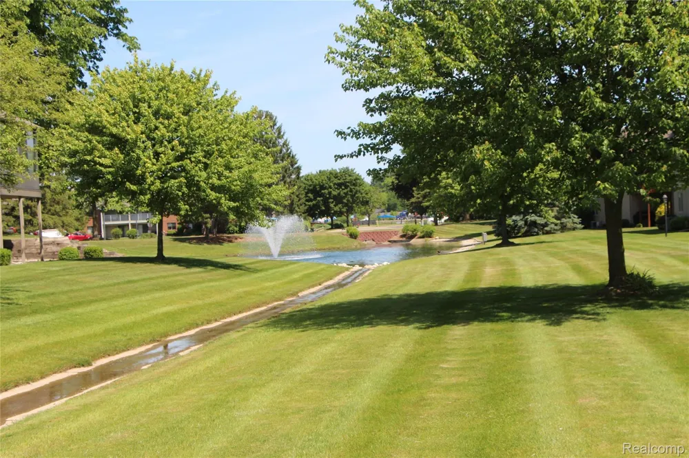 265 Interlaken Court Zeeland Charter Township, MI 49464