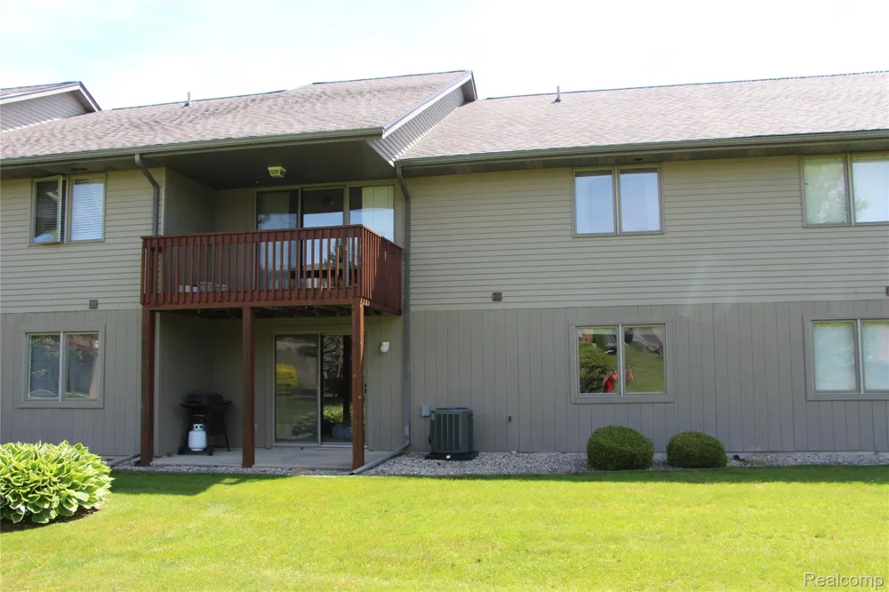 265 Interlaken Court Zeeland Charter Township, MI 49464