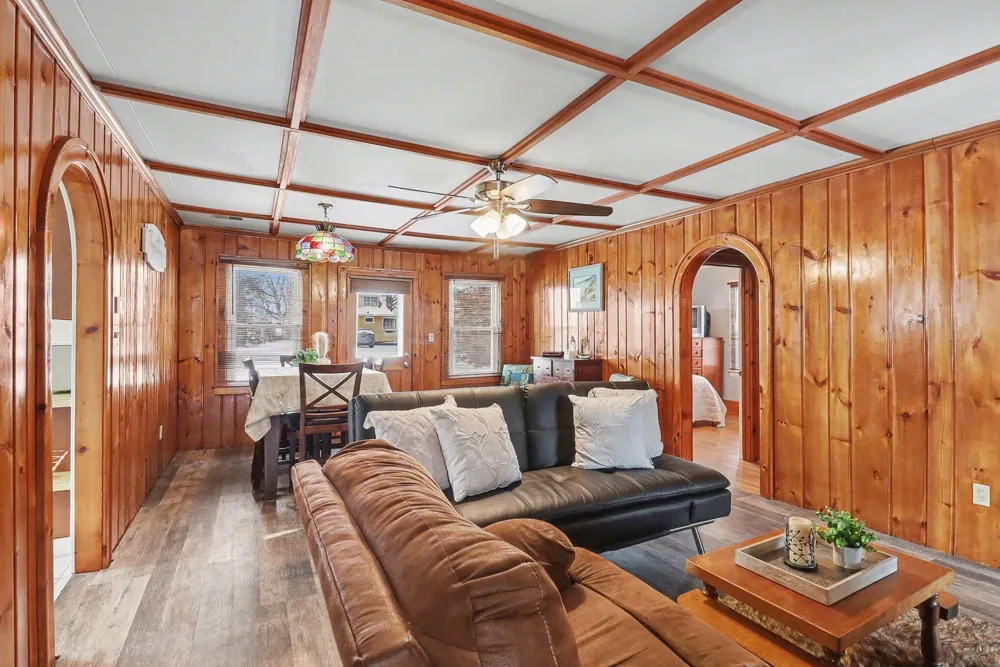 11637 Algonquin Drive Hamburg Township, MI 48169