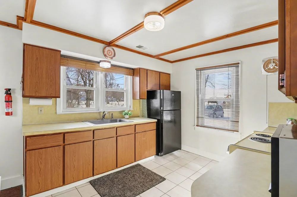 11637 Algonquin Drive Hamburg Township, MI 48169