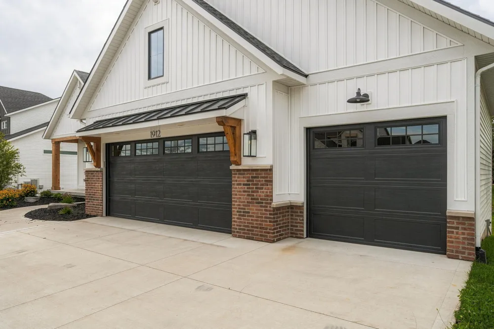 1912 Creekside Drive SW Byron Township, MI 49315