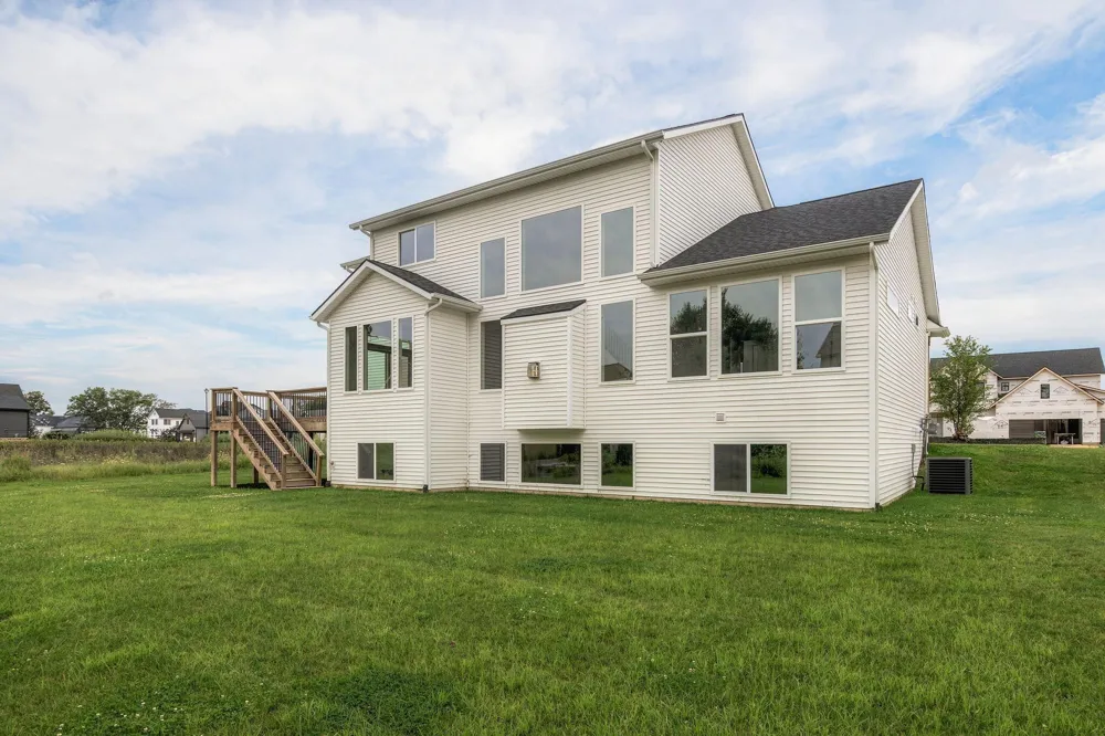 1912 Creekside Drive SW Byron Township, MI 49315