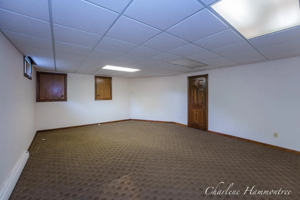 9111 Summit Avenue NE Algoma Township, MI 49341