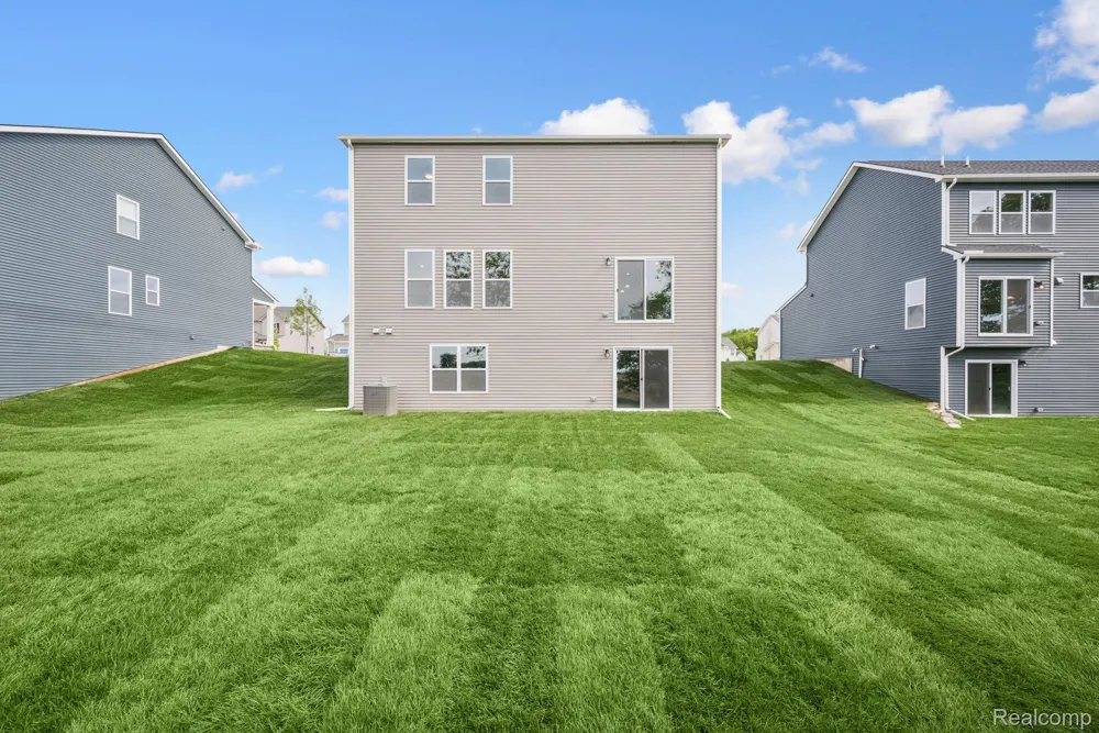 27137 Silo Drive Saline City, MI 48176