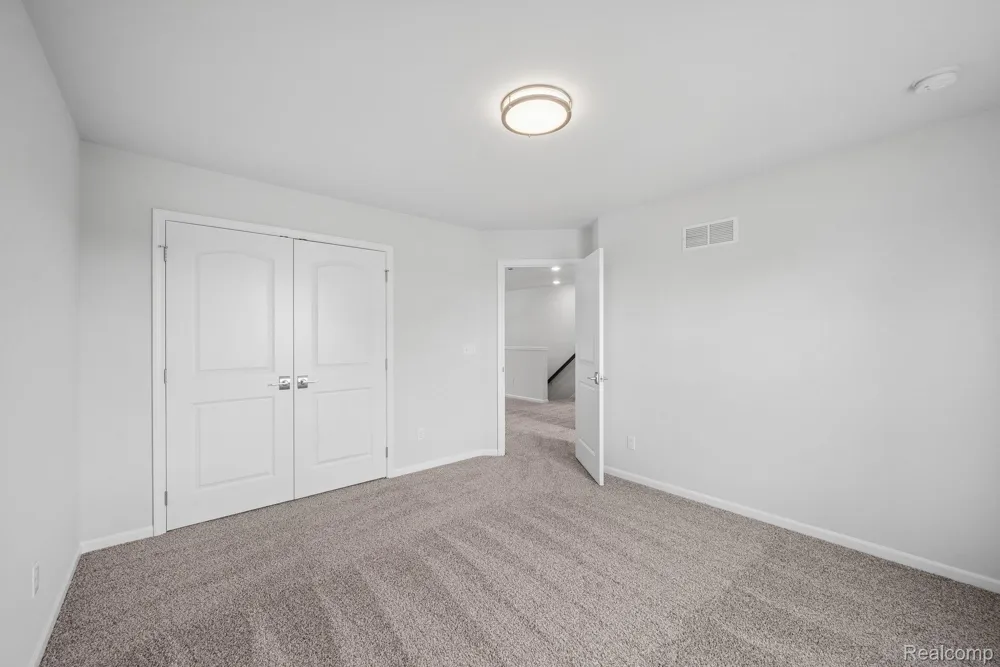 27137 Silo Drive Saline City, MI 48176