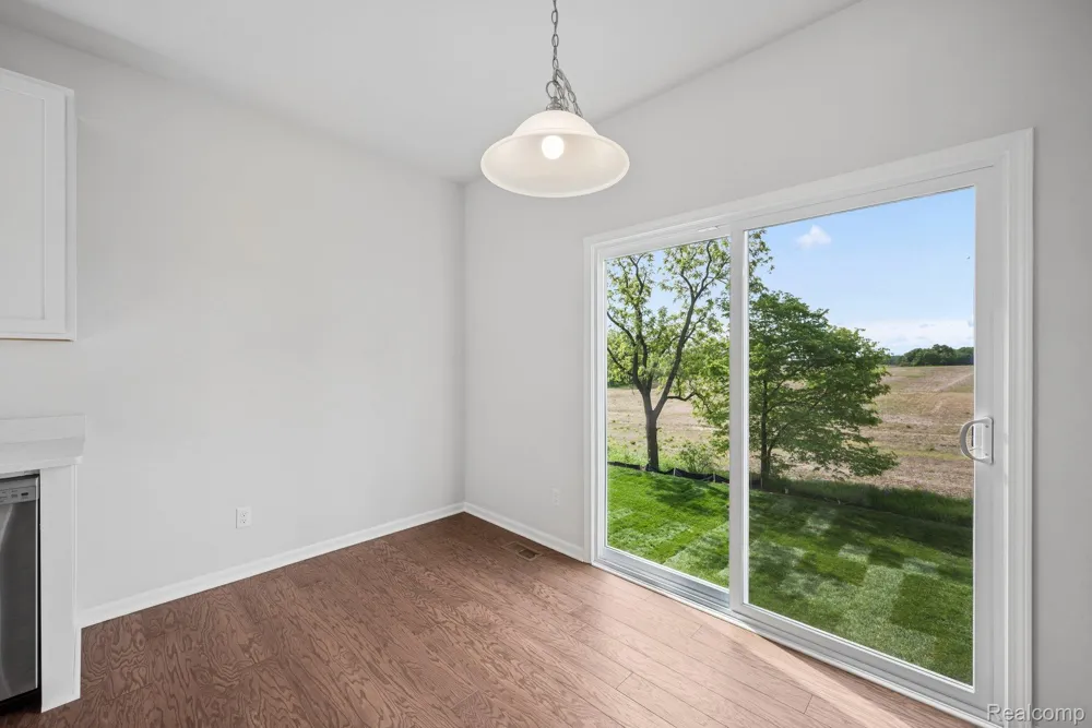 27137 Silo Drive Saline City, MI 48176