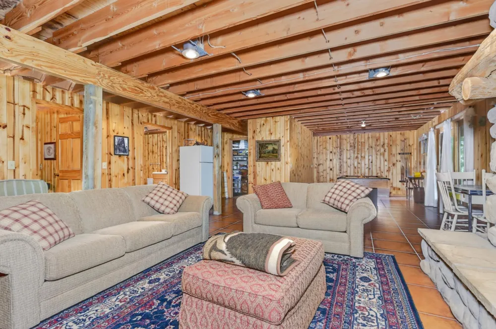 46635 Terry Road Talmoon, MN 56637
