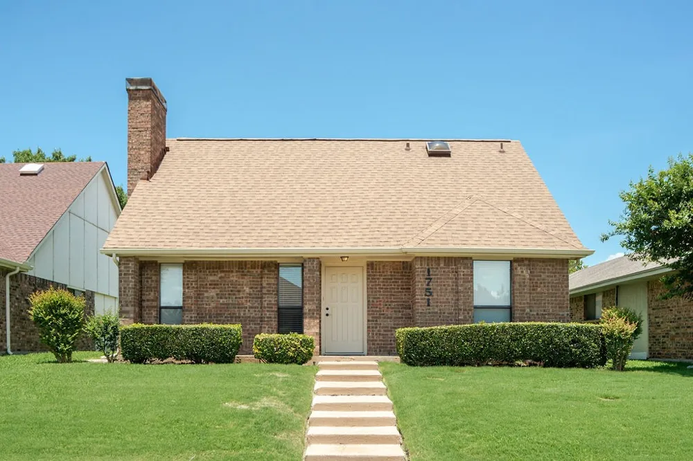 1751 Northview Carrollton, TX 75007