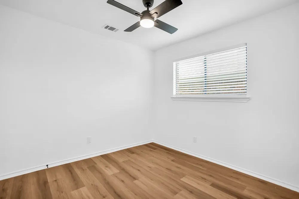 1751 Northview Carrollton, TX 75007
