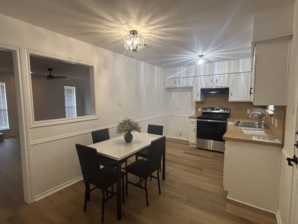 1751 Northview Carrollton, TX 75007
