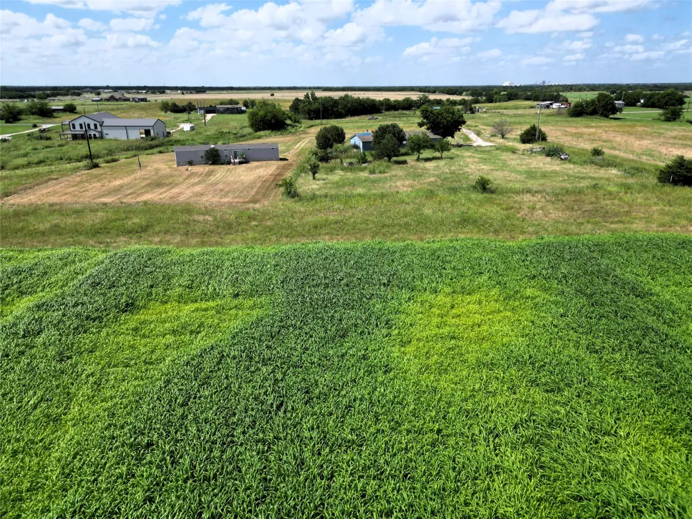 2852 CR 2134 Caddo Mills, TX 75135